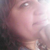 April Humphries Photo 23