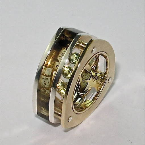 Jodi Phillips Photo 14