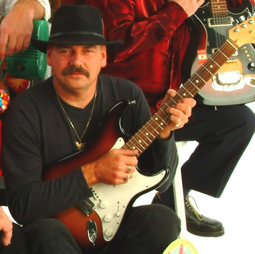 Larry Downing Photo 34