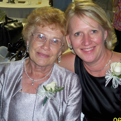 Patricia Schwarz Photo 40