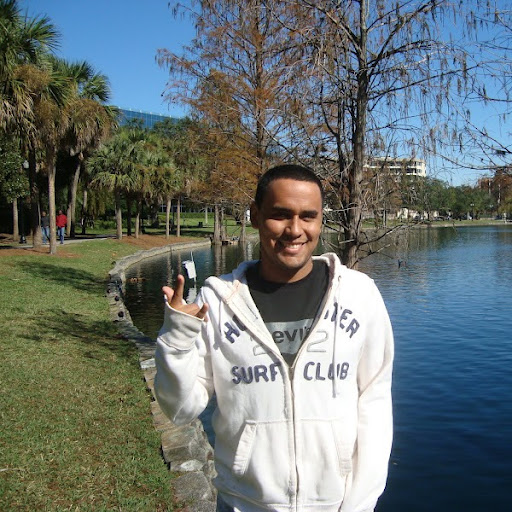 Oscar Perez Photo 40