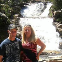 Jodi Hall Photo 30