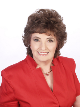 Beverly Houser Photo 15