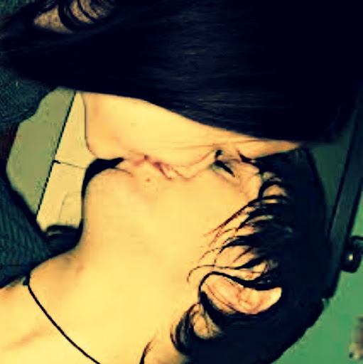 Geraldine Garcia Photo 18