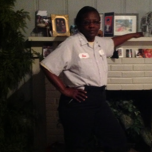 Renee Simpson Photo 30