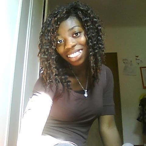 Stephanie Sampson Photo 33