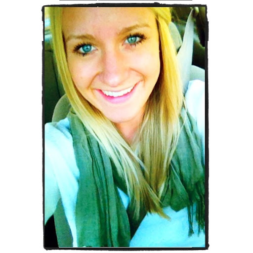 Amanda Harwood Photo 14
