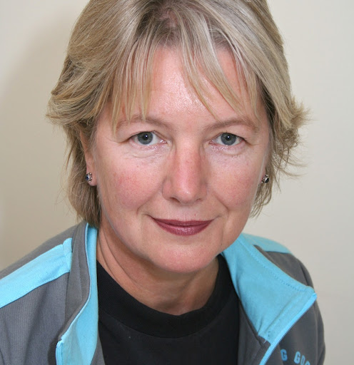 Suzanne Foster Photo 33