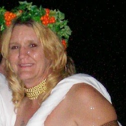 Debbie Hayes Photo 15