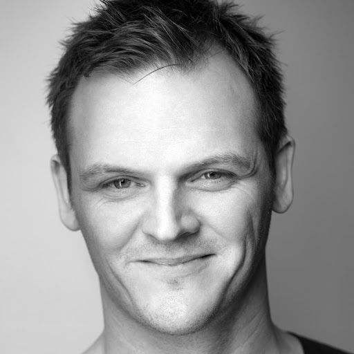 Stephen Irvine Photo 22