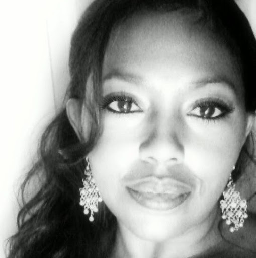 Ramona Moore Photo 28