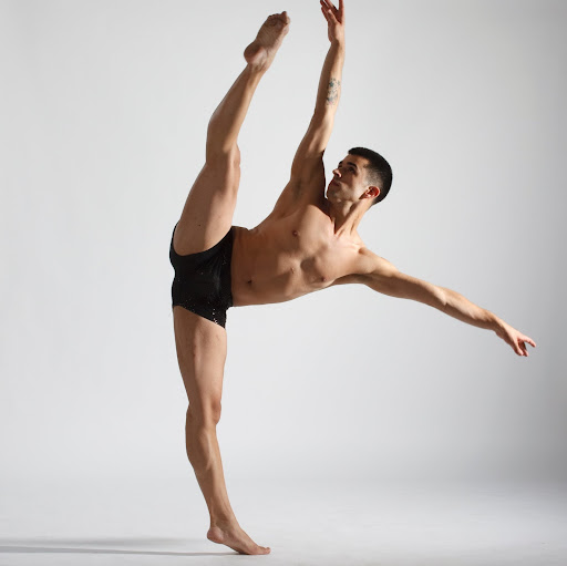 Eric Vaughn Photo 24
