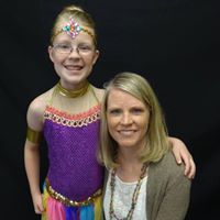Laura Newsom Photo 9