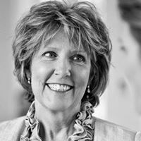 Peggy Alexander Photo 31