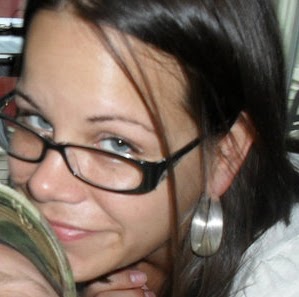 Amber Wilkinson Photo 35