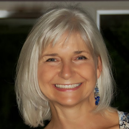 Suzanne Olsen Photo 28