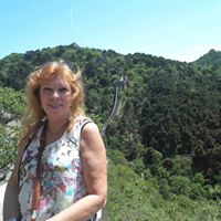 Kathryn Betts Photo 27