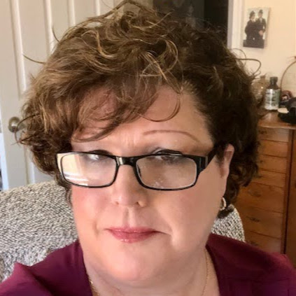 Laura Ellsworth Photo 26