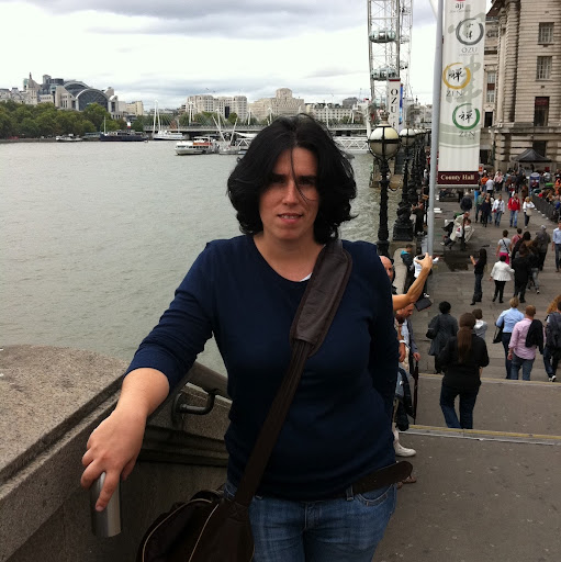 Lorena Gutierrez Photo 31