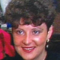 Stephanie Meek Photo 28