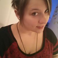 Angela Lange Photo 25