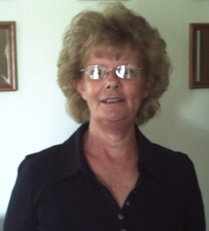 Connie Nichols Photo 12
