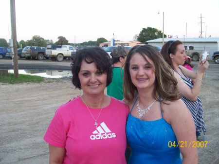 Lisa Rinehart Photo 38