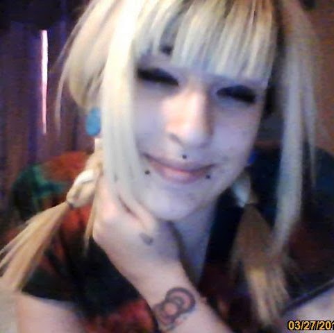 Samantha Nicholas Photo 27