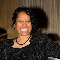 Angela Dobbs Photo 16