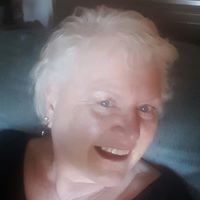 Deborah Leonard Photo 19