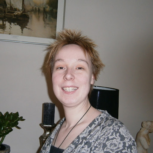 Michelle Willems Photo 9