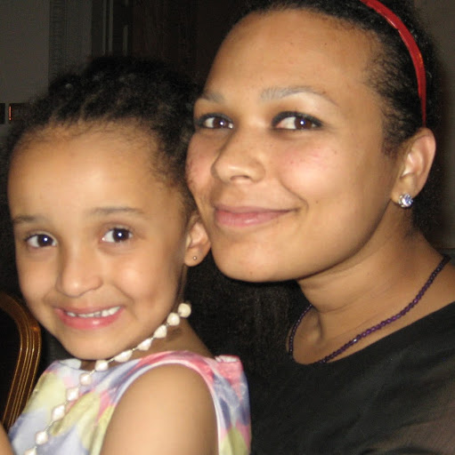 Raven Brown Photo 24