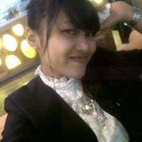 Kimberly Rayder Photo 1