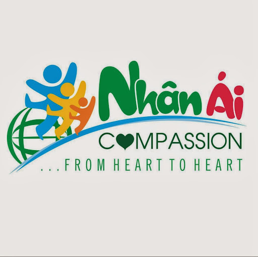 Christina Pham Photo 20