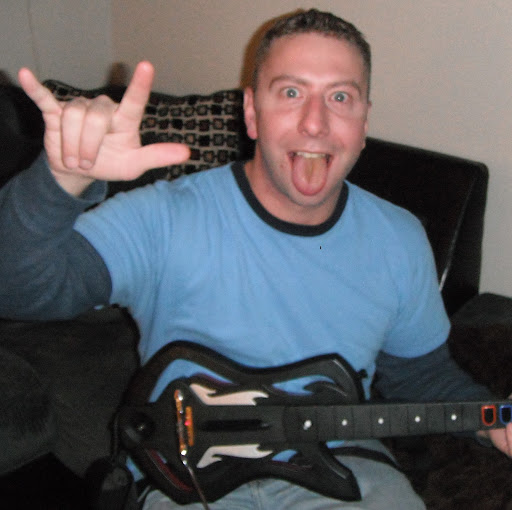 Derek Stevens Photo 27