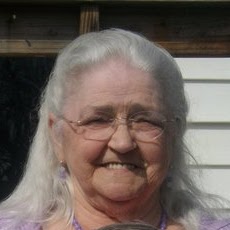 Ruth Davis Photo 39