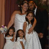Jennifer Zayas Photo 16