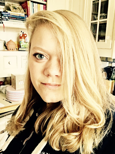 Rebecca Ashton Photo 17