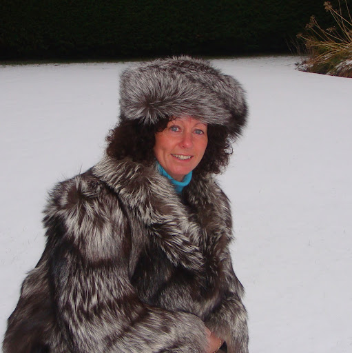 Catherine Casey Photo 34