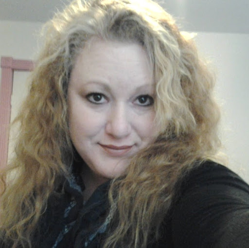 Christina Mace Photo 7