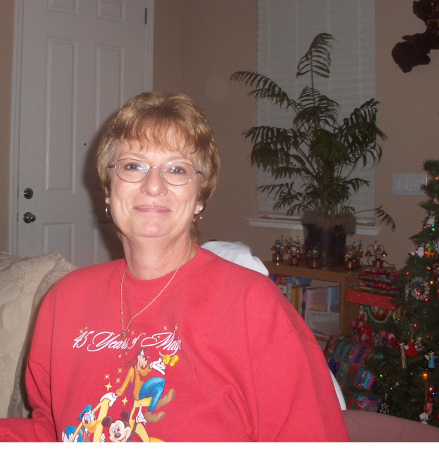 Melanie Anderson Photo 32