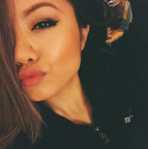 Kathy Nguyen Photo 26
