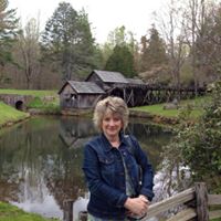 Karen Holtz Photo 28