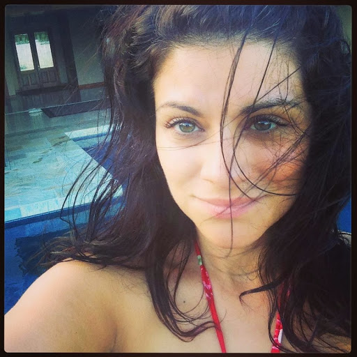 Cynthia Rose Photo 28