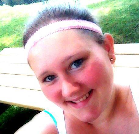 Alicia Kuhn Photo 11