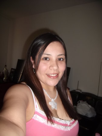Cynthia Gutierrez Photo 33