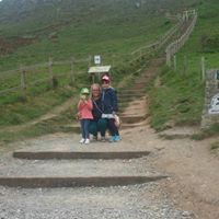 Sarah Nicklin Photo 12