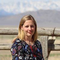 Laura Moser Photo 25