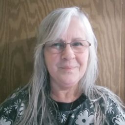 Christine Davidson Photo 12