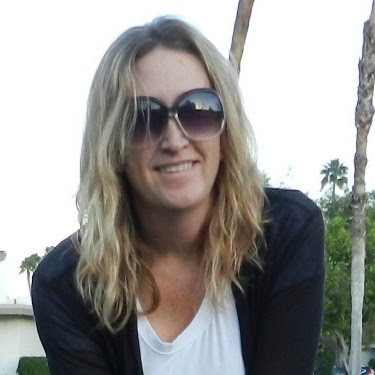 Jennifer Broderick Photo 23